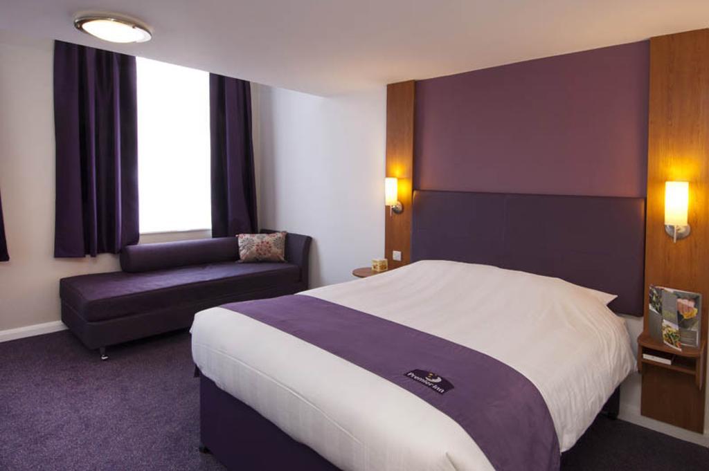 Premier Inn Glenrothes Kültér fotó