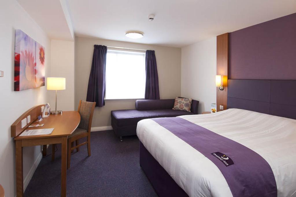 Premier Inn Glenrothes Kültér fotó