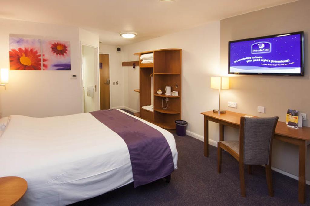 Premier Inn Glenrothes Kültér fotó