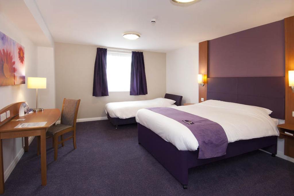 Premier Inn Glenrothes Kültér fotó