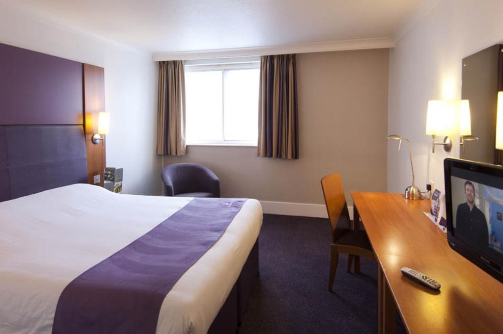 Premier Inn Glenrothes Kültér fotó